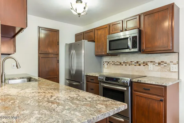 $1,295,000 | 39 Red Tail Drive, Edwards, CO 81632