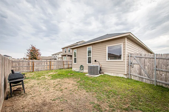 $2,100 | 310 Indian Wheat, New Braunfels, TX 78130