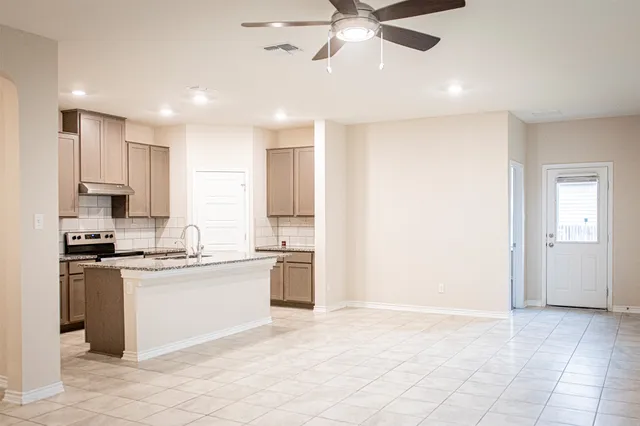 $2,100 | 310 Indian Wheat, New Braunfels, TX 78130