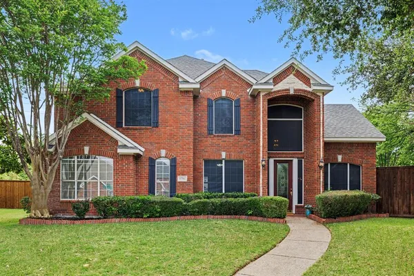 $645,000 | 17704 River Chase Drive, Dallas, TX 75287