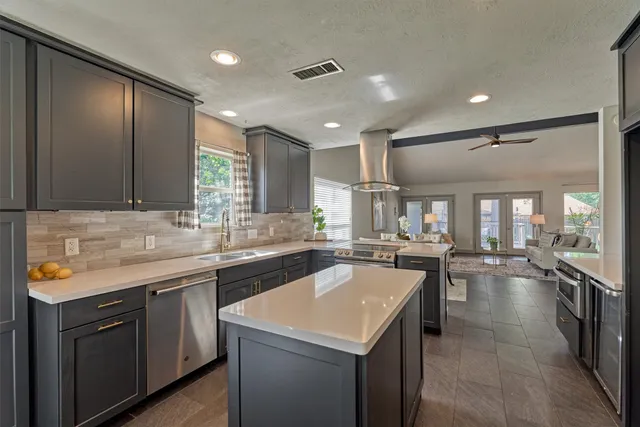 $425,000 | 6506 Larkmount Drive, Spring, TX 77389