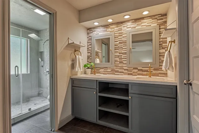 $425,000 | 6506 Larkmount Drive, Spring, TX 77389