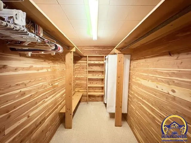 $249,000 | 2314 Delane Drive, Emporia, KS 66801