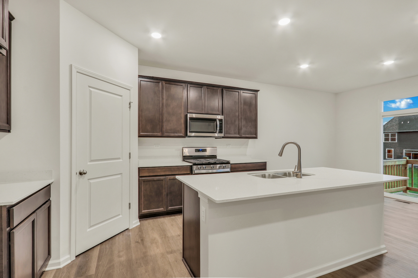 10017 Edgebrook Lane Huntley, IL 60142 - Photo 6 of 24