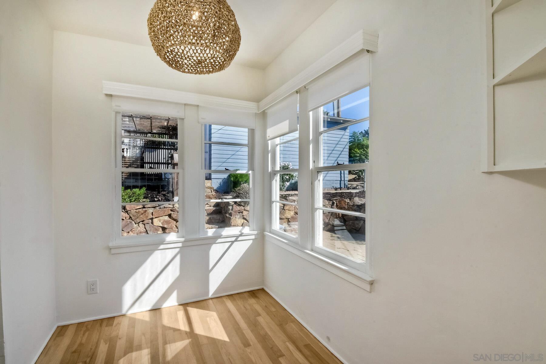 855 Dewitt Avenue Encinitas, CA 92024 - Photo 14 of 23 a view of a living room with window