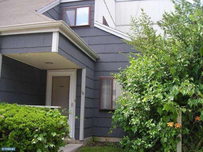 10 Dover Drive Lindenwold, NJ 08021 - Photo 1 of 2