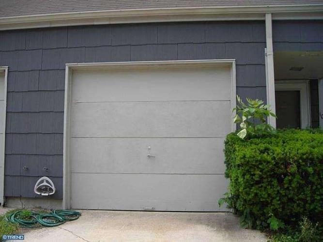 10 Dover Drive Lindenwold, NJ 08021 - Photo 2 of 2