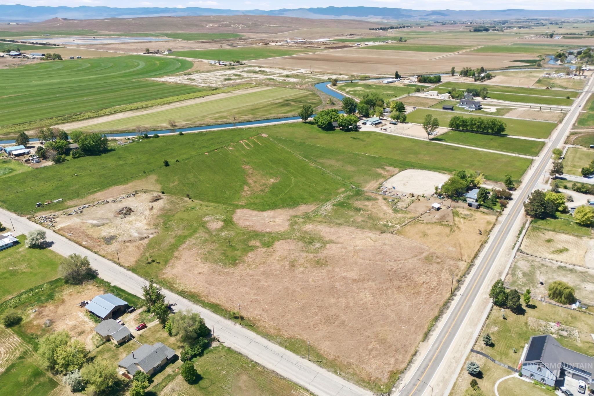 603 East King Road Kuna, ID 83634 - Photo 4 of 24