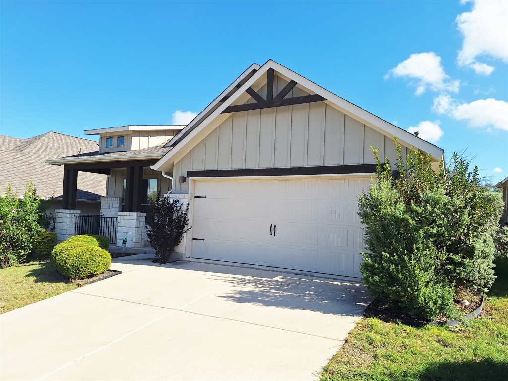 1104 River Vista Road Georgetown, TX 78628 - Photo 3 of 39 a house view with a outdoor space