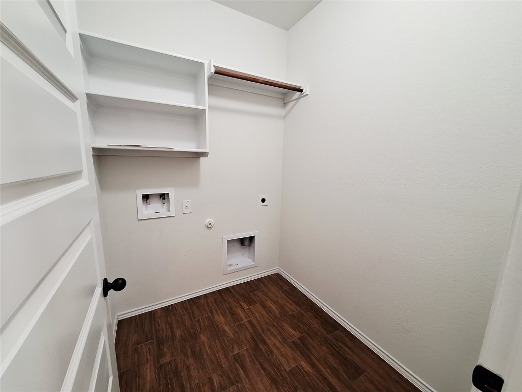 1104 River Vista Road Georgetown, TX 78628 - Photo 34 of 39 a view of utility room
