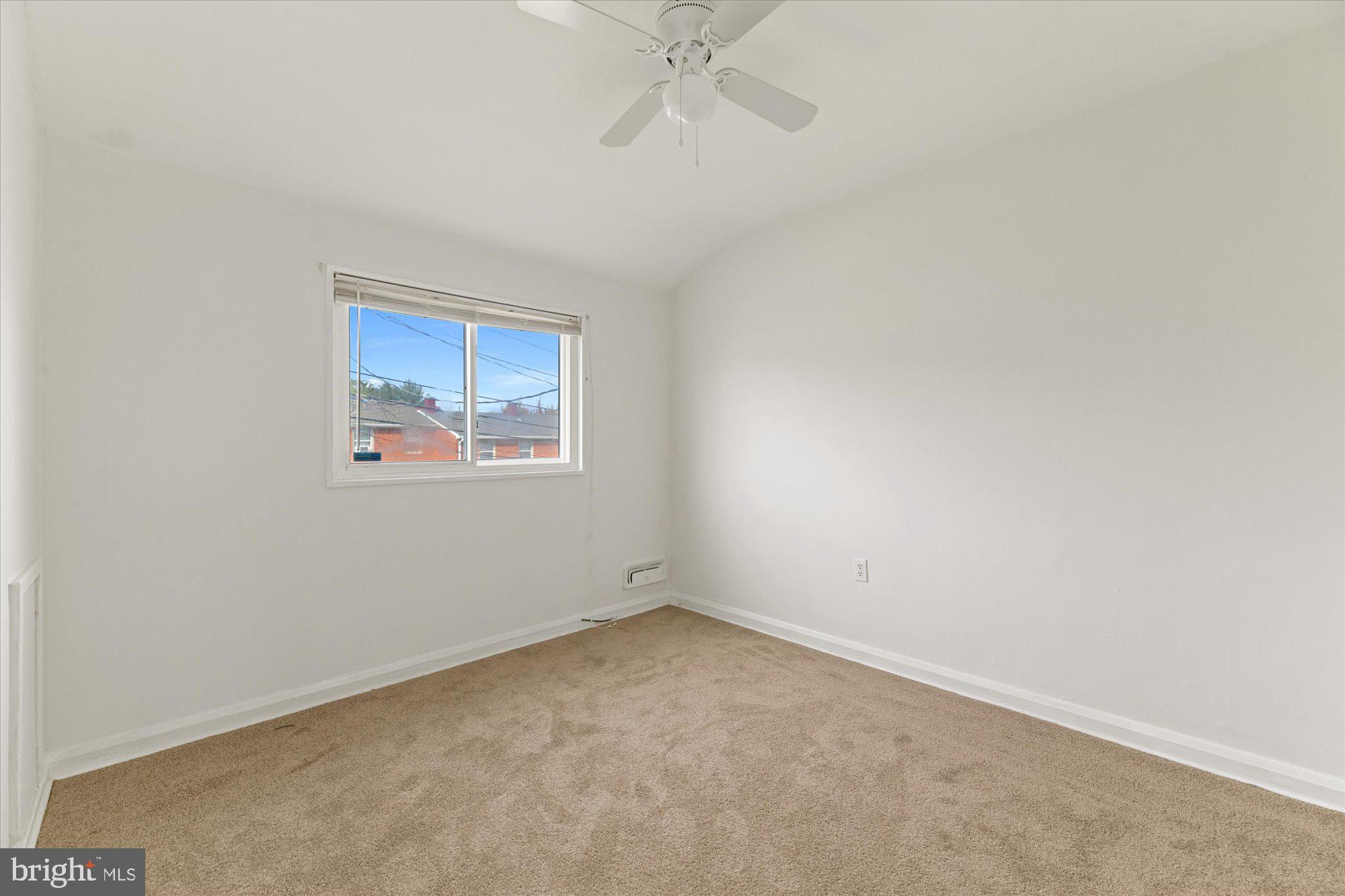 506 Queensgate Road Baltimore, MD 21229 - Photo 17 of 28