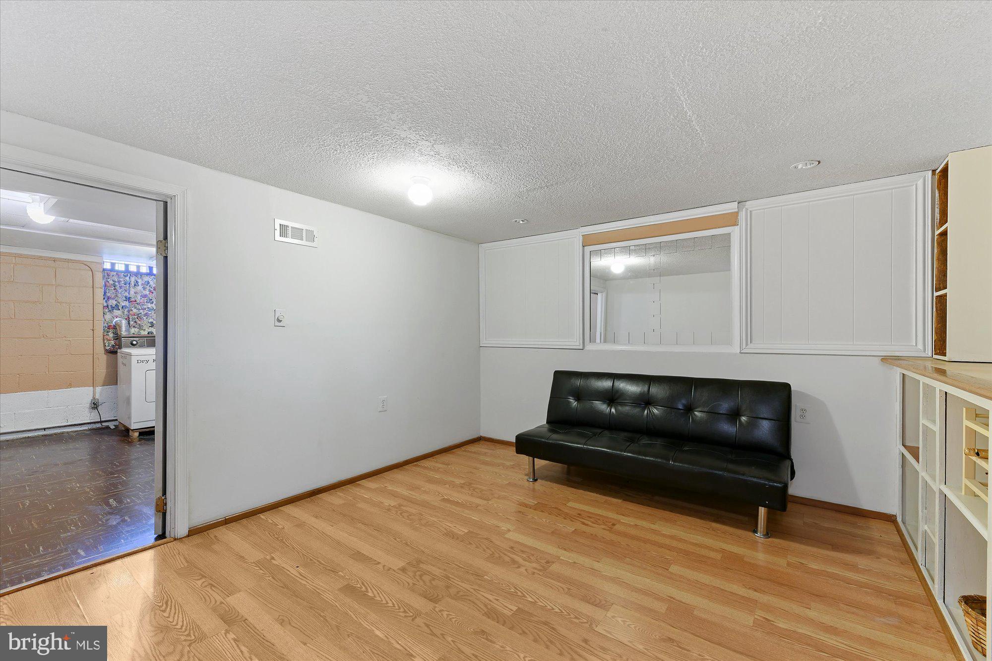 506 Queensgate Road Baltimore, MD 21229 - Photo 21 of 28