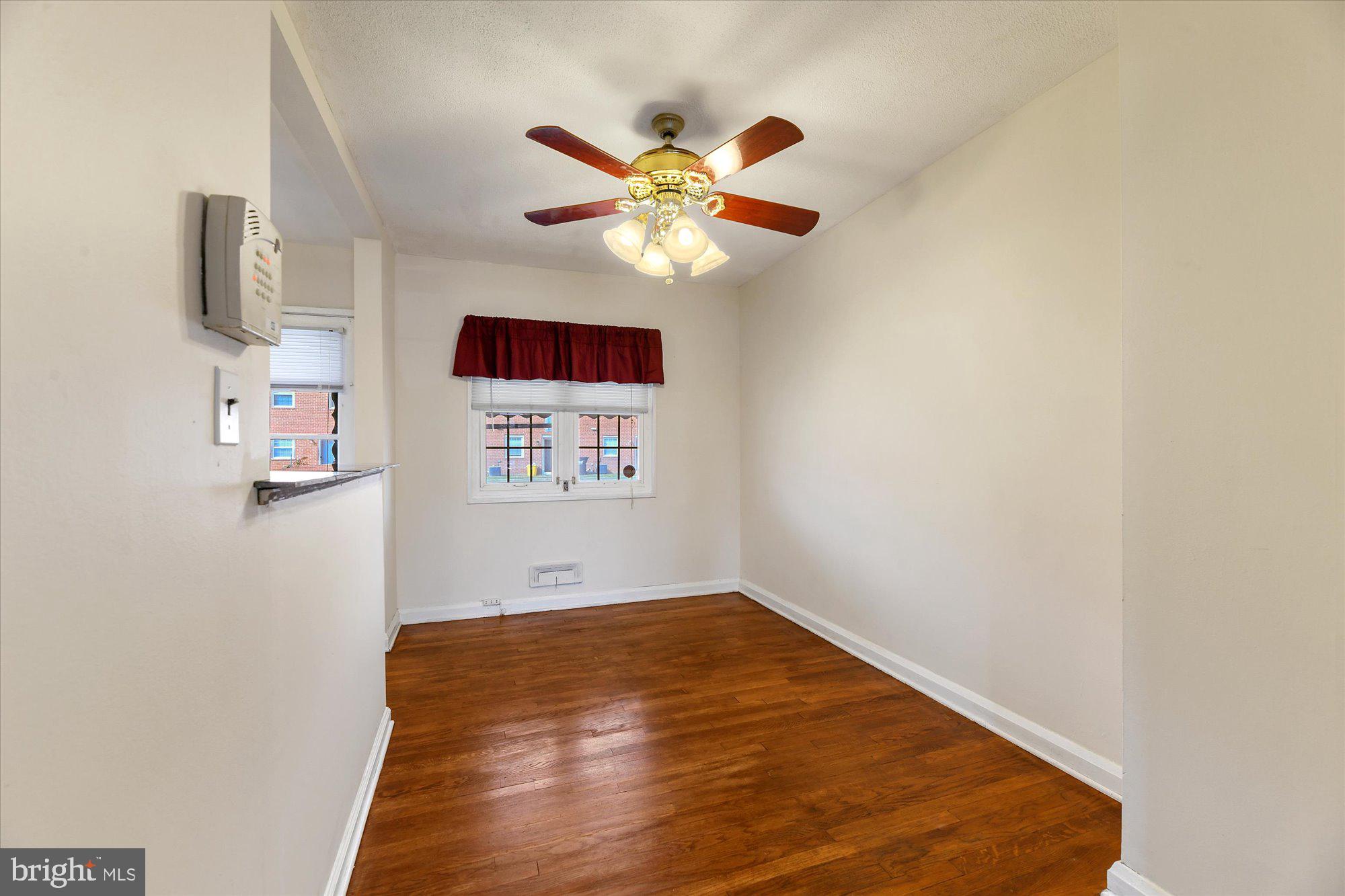 506 Queensgate Road Baltimore, MD 21229 - Photo 9 of 28