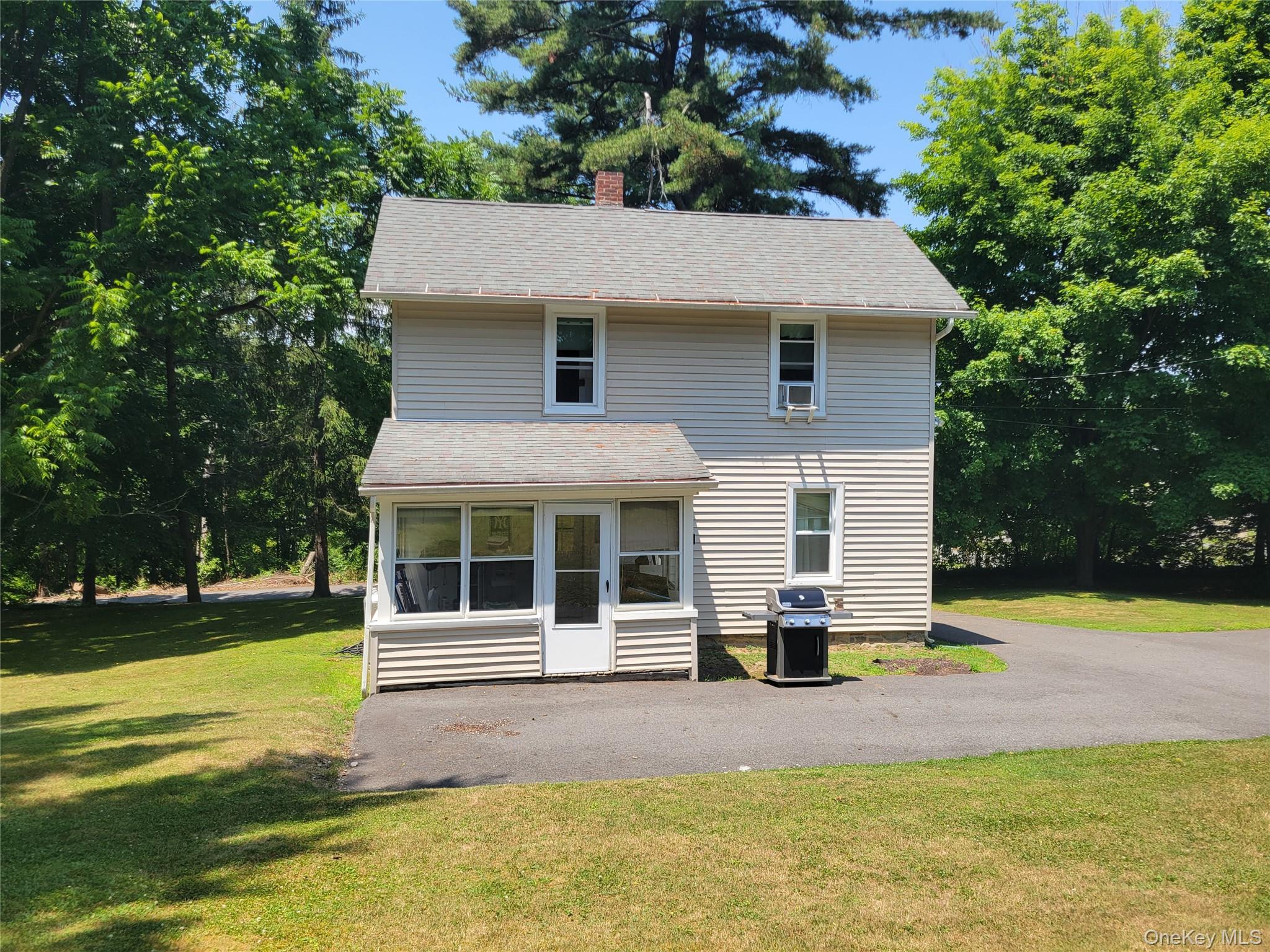 3 Albertson Road Marlboro, NY 12542 - Photo 15 of 34