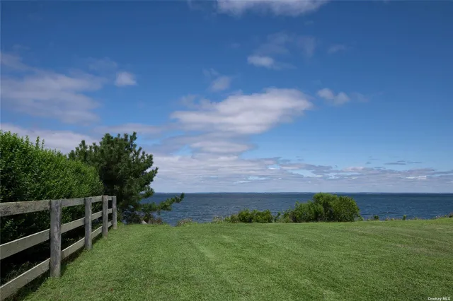 $2,900,000 | 1110 Terry Lane, Orient, NY 11957