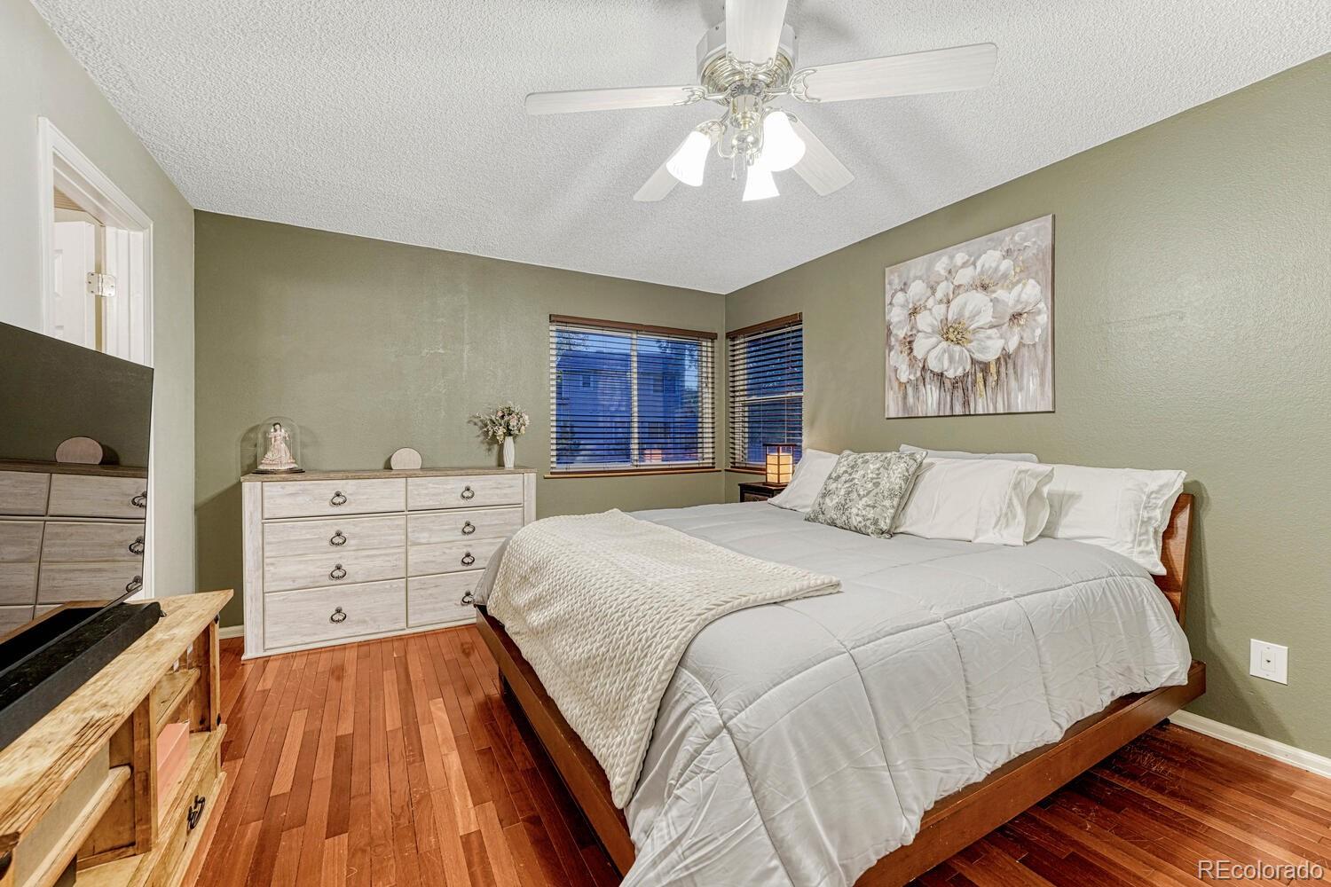 540 Snowy Owl Place Highlands Ranch, CO 80126 - Photo 19 of 48