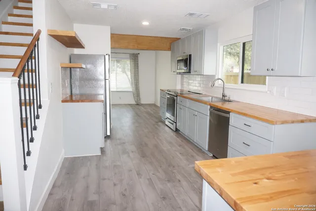 $2,000 | 7311 Bluestone Road, San Antonio, TX 78249