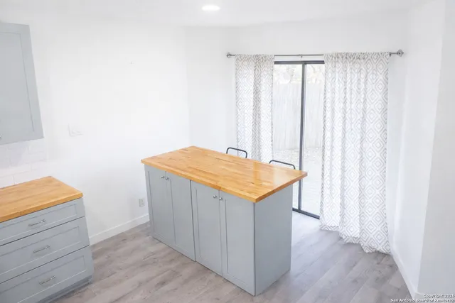 $2,000 | 7311 Bluestone Road, San Antonio, TX 78249