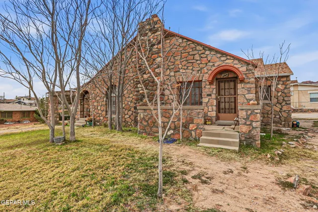 $265,000 | 4333 Pershing Drive, El Paso, TX 79903