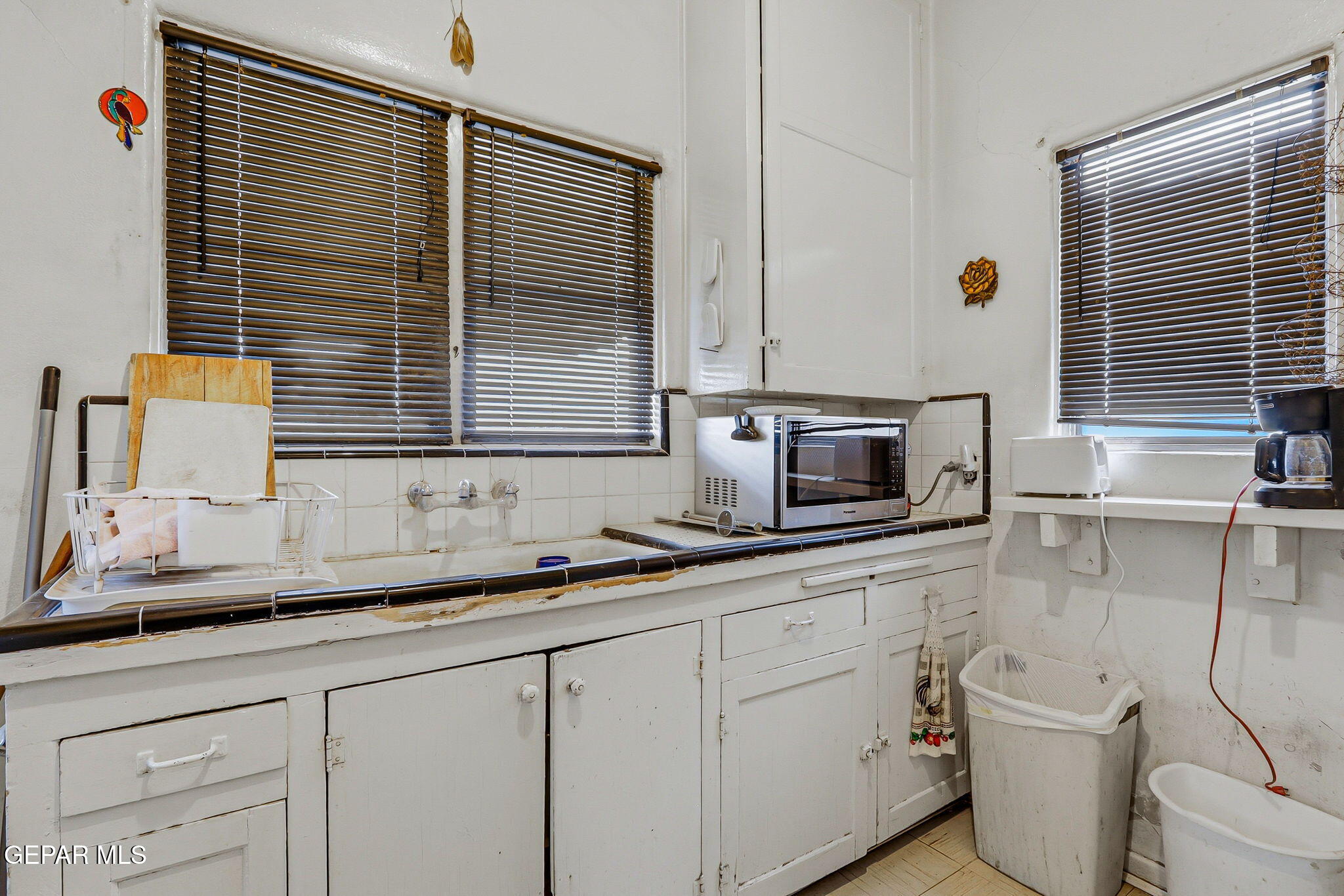 4333 Pershing Drive El Paso, TX 79903 - Photo 12 of 75 65-web-or-mls-IMG_9915