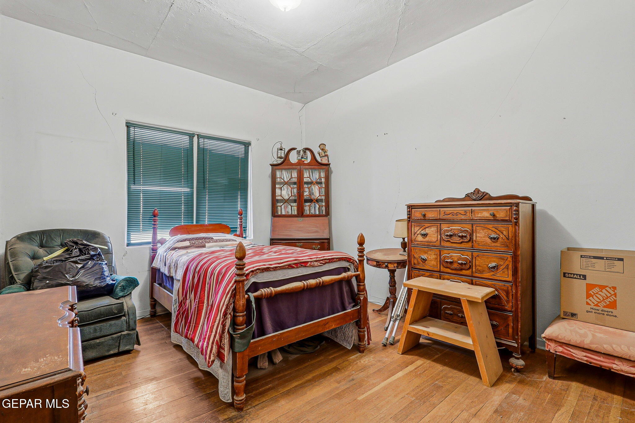 4333 Pershing Drive El Paso, TX 79903 - Photo 14 of 75 a bedroom with a bed and a window