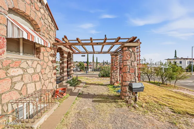 $265,000 | 4333 Pershing Drive, El Paso, TX 79903