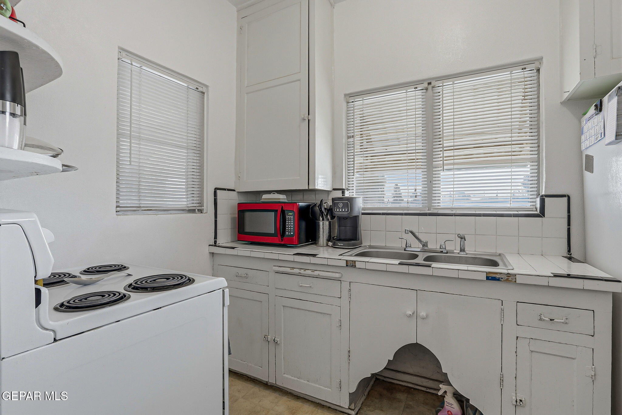 4333 Pershing Drive El Paso, TX 79903 - Photo 30 of 75 25-web-or-mls-IMG_0007