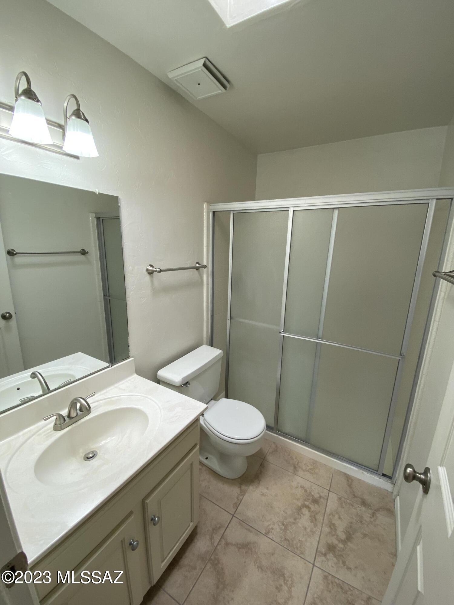 625 South Prudence Road, Unit 206 Tucson, AZ 85710 - Photo 12 of 18