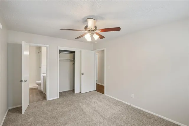 $279,900 | 614 Northwest Fair Lane, Lee's Summit, MO 64063