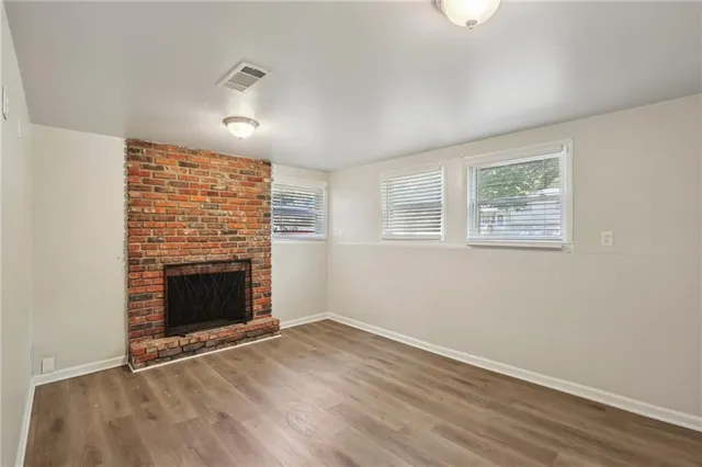 $279,900 | 614 Northwest Fair Lane, Lee's Summit, MO 64063