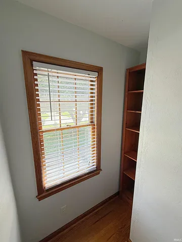 $245,000 | 701 North Meridian Street, Washington, IN 47501