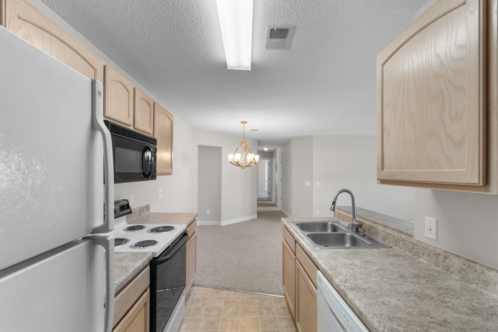 4300 Lotus Court, Unit G Murrells Inlet, SC 29576 - Photo 7 of 37