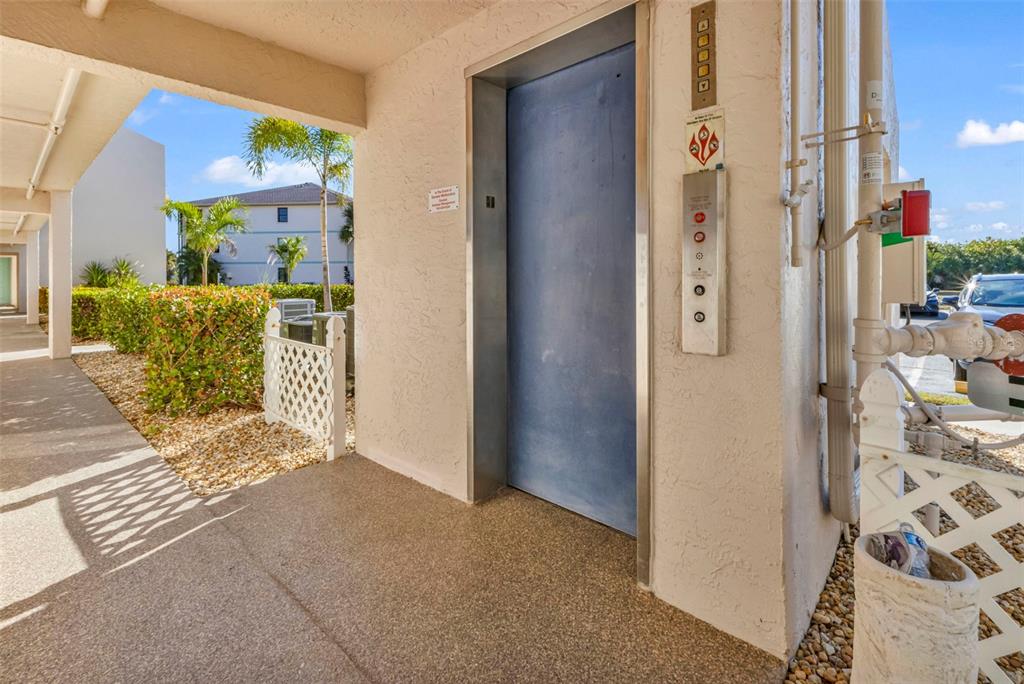 175 Kings Highway, Unit B6526 Punta Gorda, FL 33983 - Photo 28 of 44 a view of livingroom with furniture and a window
