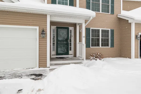 $430,000 | 12 Brittany Lane, St. Albans Town, VT 05478