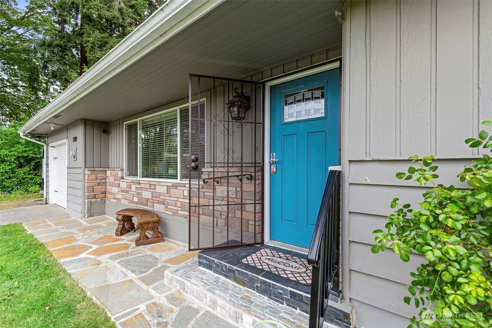 3309 Pine Road Northeast Bremerton, WA 98310 - Photo 4 of 32