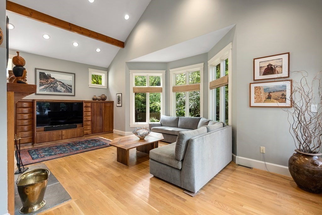 20 Reservoir Road Brookline, MA 02467 - Photo 12 of 23