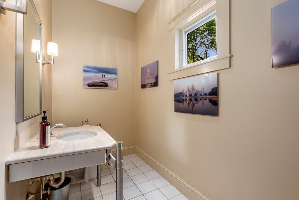 20 Reservoir Road Brookline, MA 02467 - Photo 15 of 23