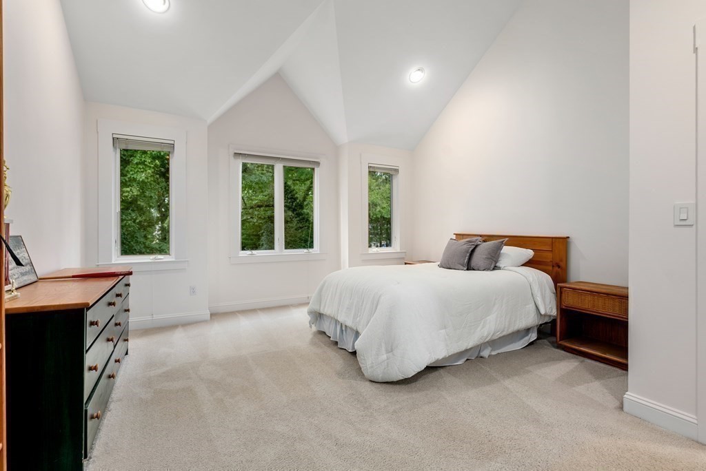 20 Reservoir Road Brookline, MA 02467 - Photo 20 of 23