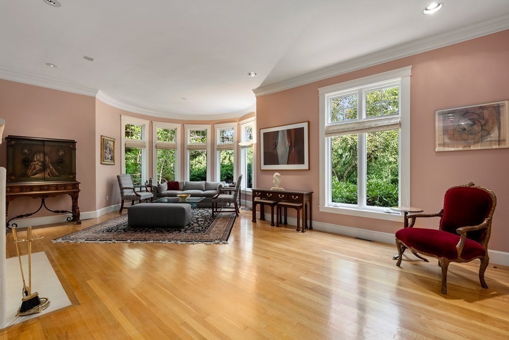 20 Reservoir Road Brookline, MA 02467 - Photo 4 of 23