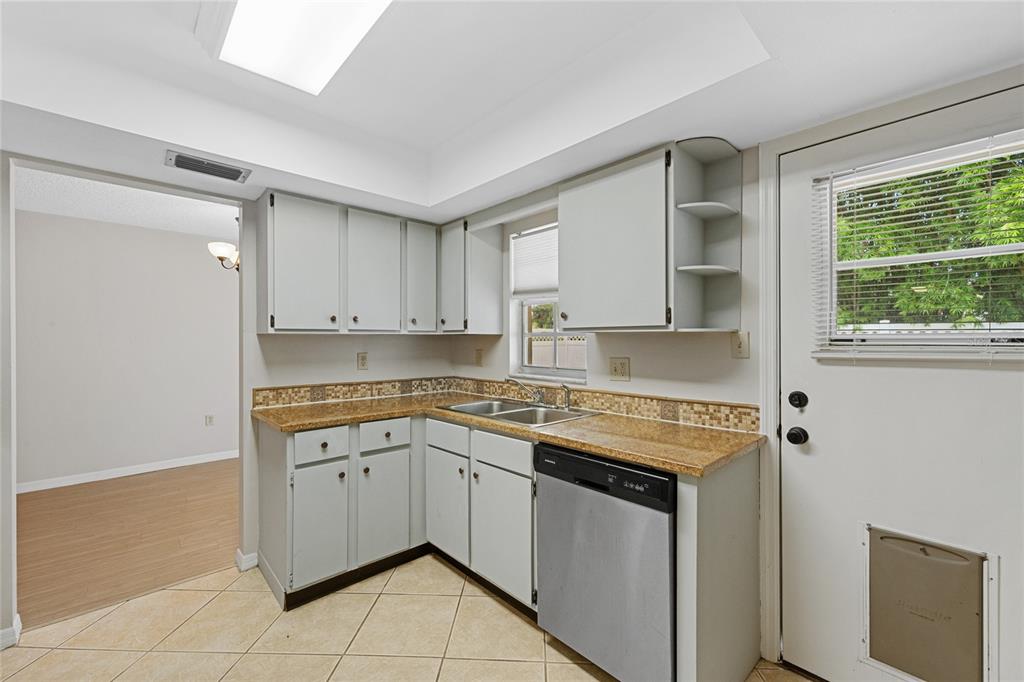 125 North Rhodes Street Mount Dora, FL 32757 - Photo 11 of 38 Gallery Image 11