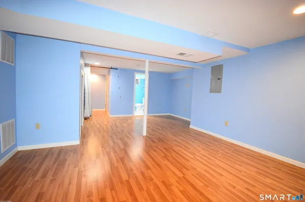 $3,300 | 24 Thorne Road, Unit 24, West Hartford, CT 06110
