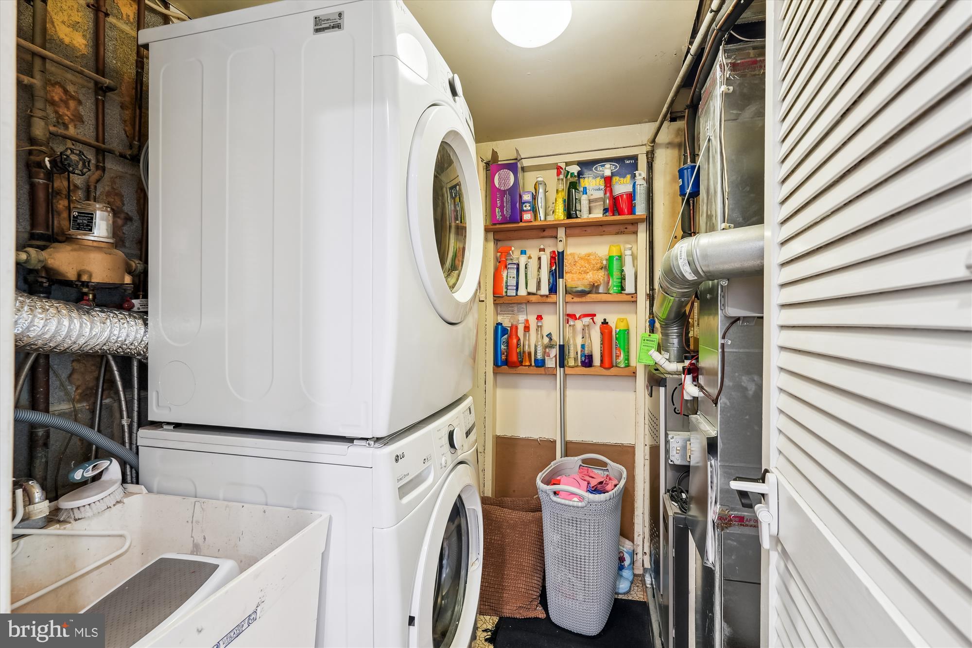 15109 Watergate Road Silver Spring, MD 20905 - Photo 39 of 50 Laundry/utility room