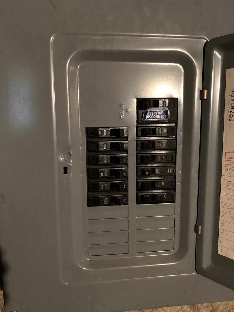 370 Ryerson Avenue Elgin, IL 60123 - Photo 17 of 21 a view of walk in closet