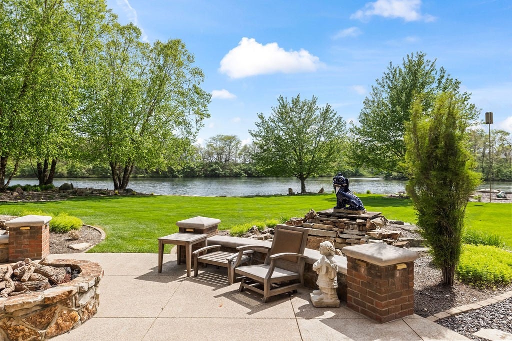 2550 Lake Reunion Parkway Decatur, IL 62521 - Photo 41 of 43 Gallery Image 41