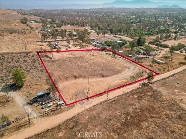 $285,000 | 21588 Mundo, Perris, CA 92570
