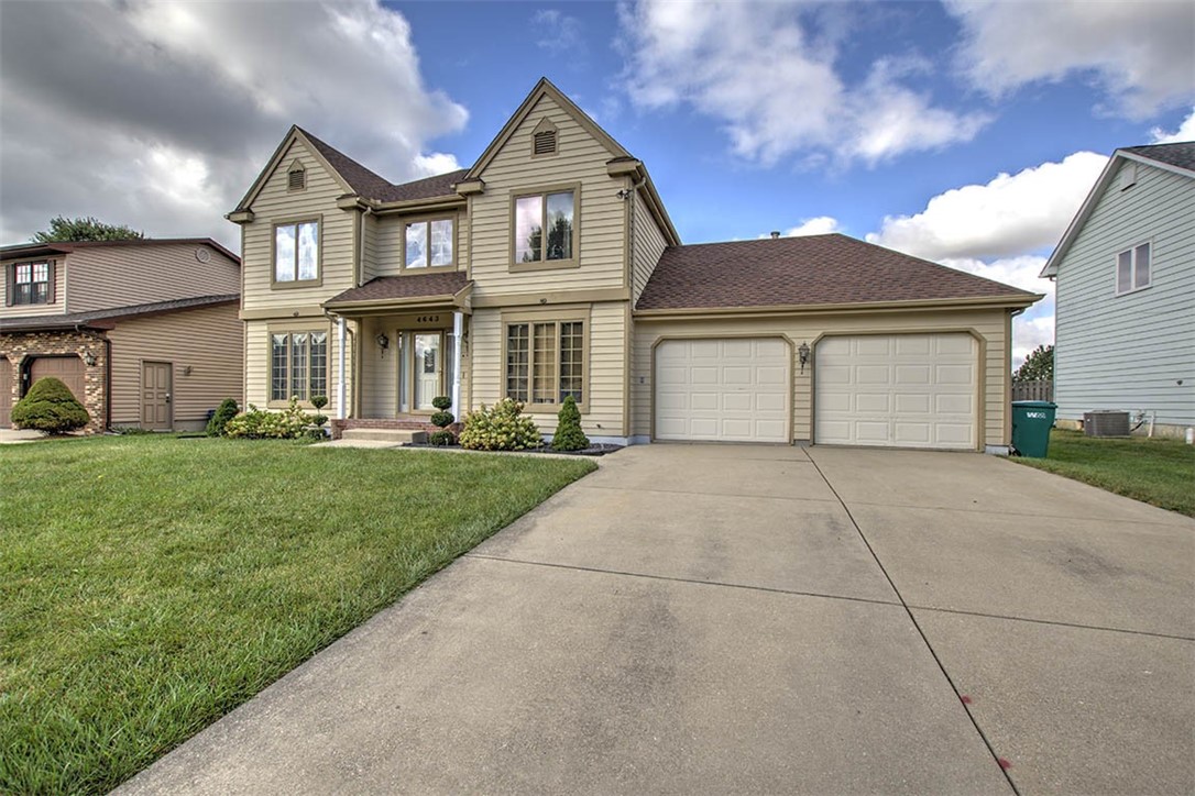 4643 Nicklaus Court Decatur, IL 62526 - Photo 2 of 32 Gallery Image 2
