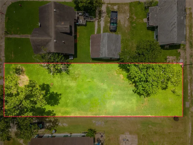 $23,000 | 1026 West 4th Street, Freeport, TX 77541