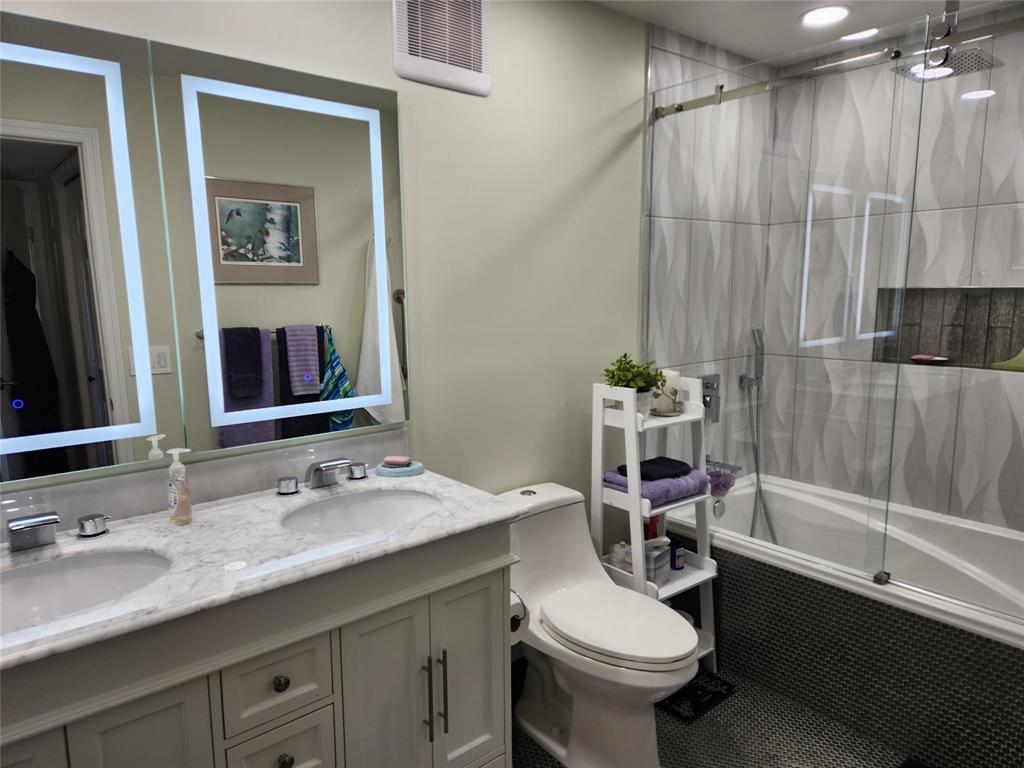 16100 Golf Club Road, Unit 301 Weston, FL 33326 - Photo 13 of 22