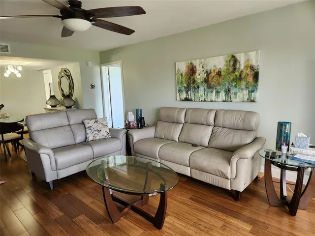 $3,100 | 16100 Golf Club Road, Unit 301, Weston, FL 33326