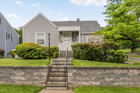 $649,000 | 87 Etville Avenue, Yonkers, NY 10703